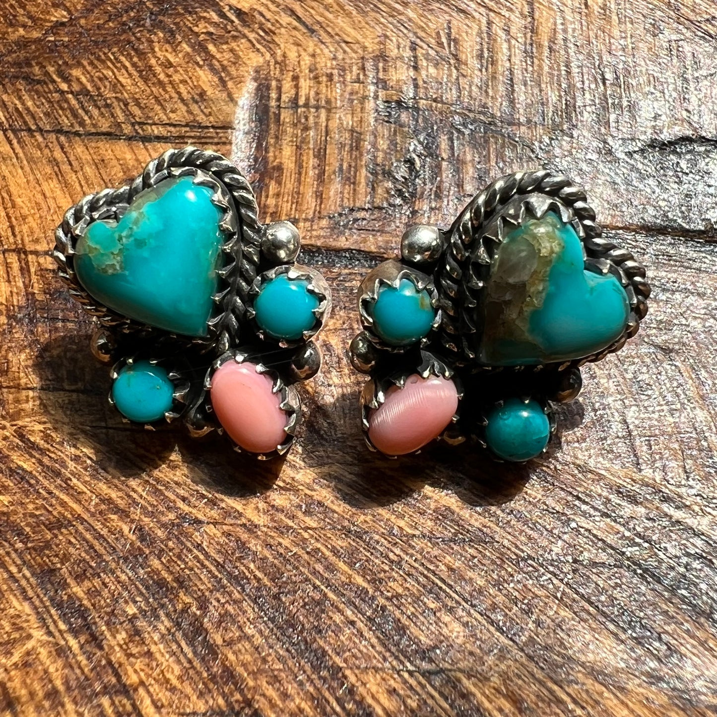 Sterling Silver Turquoise Queen Conch Heart Cluster Stud Earrings
