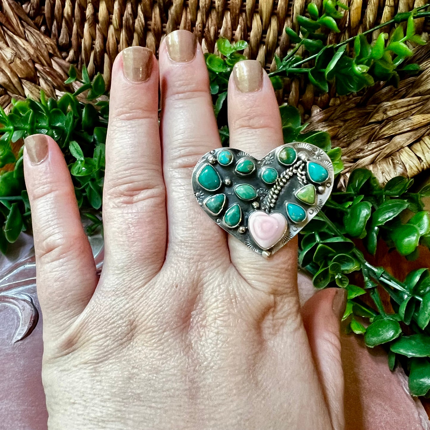 Kingman Turquoise & Queen Conch Heart Ring – Sterling Silver Size 7