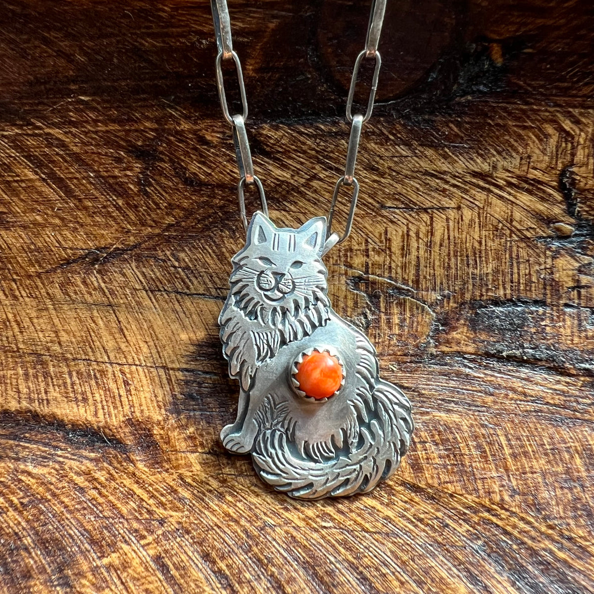 Sterling Silver Spiny Oyster Longhair Cat Pendant