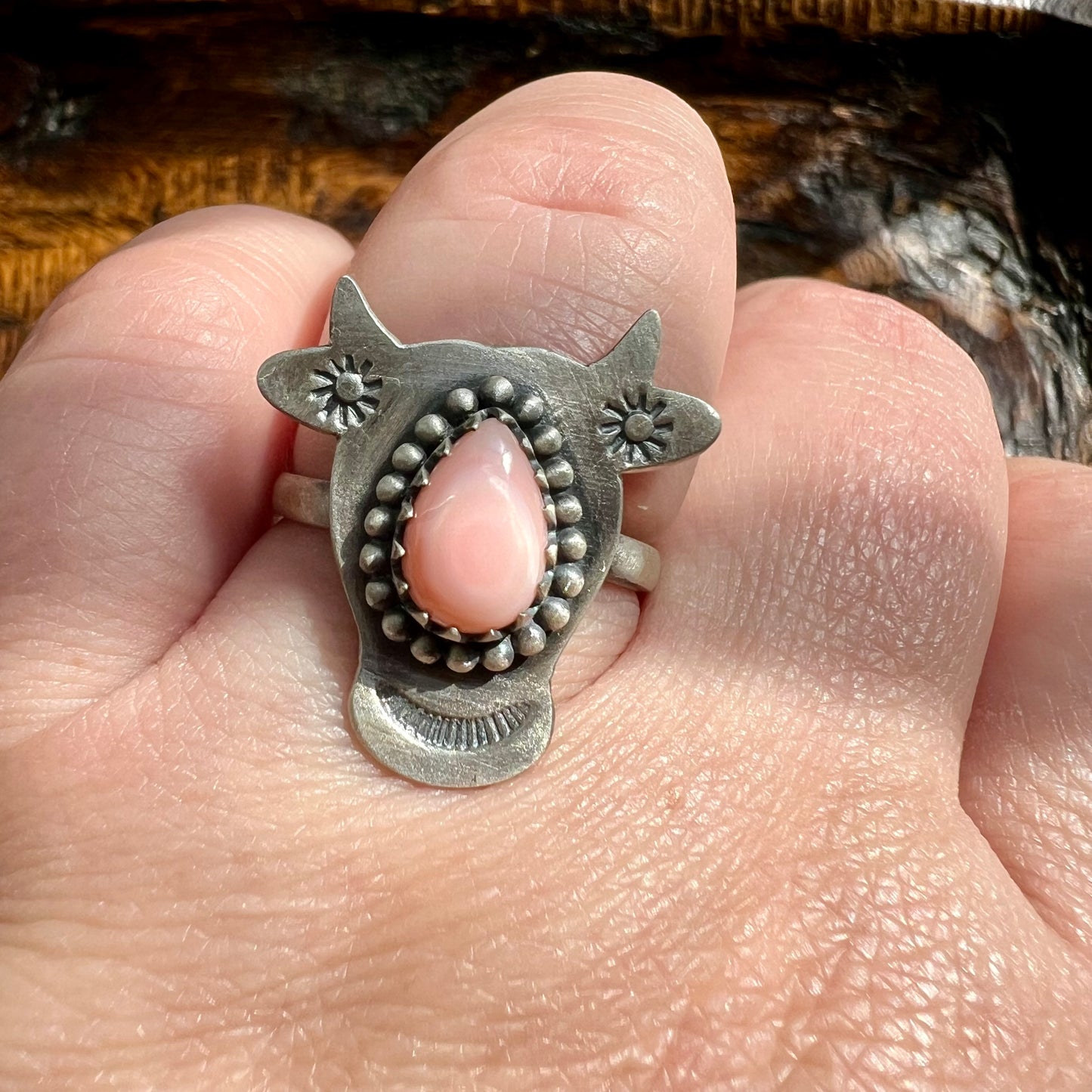 Sterling Silver Queen Conch Cow Ring