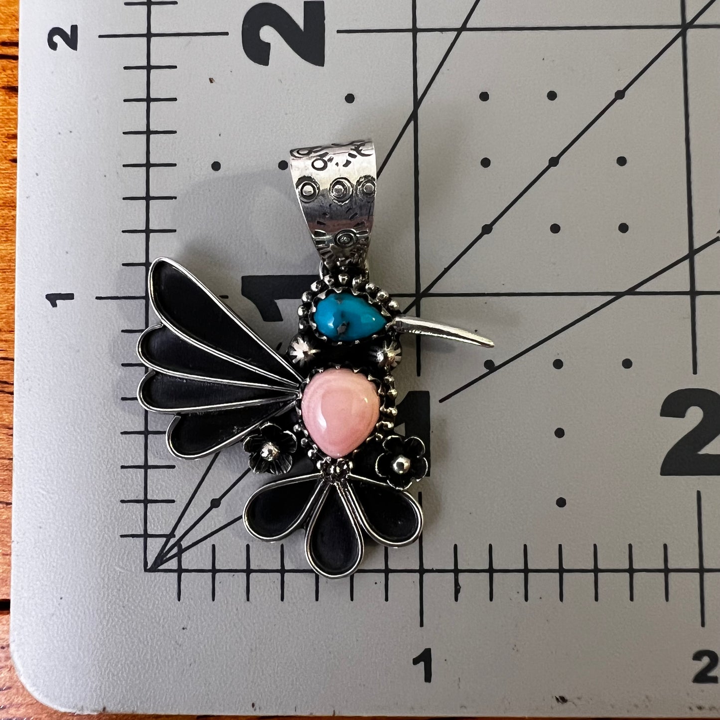 Sterling Silver Hummingbird Pendant – Pink Conch & Kingman Turquoise