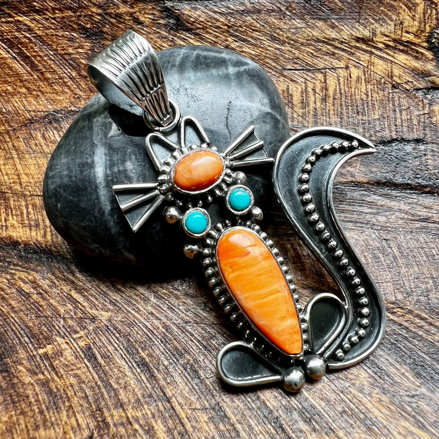 Handcrafted Sterling Silver Spiny Oyster & Kingman Turquoise Cat Pendant