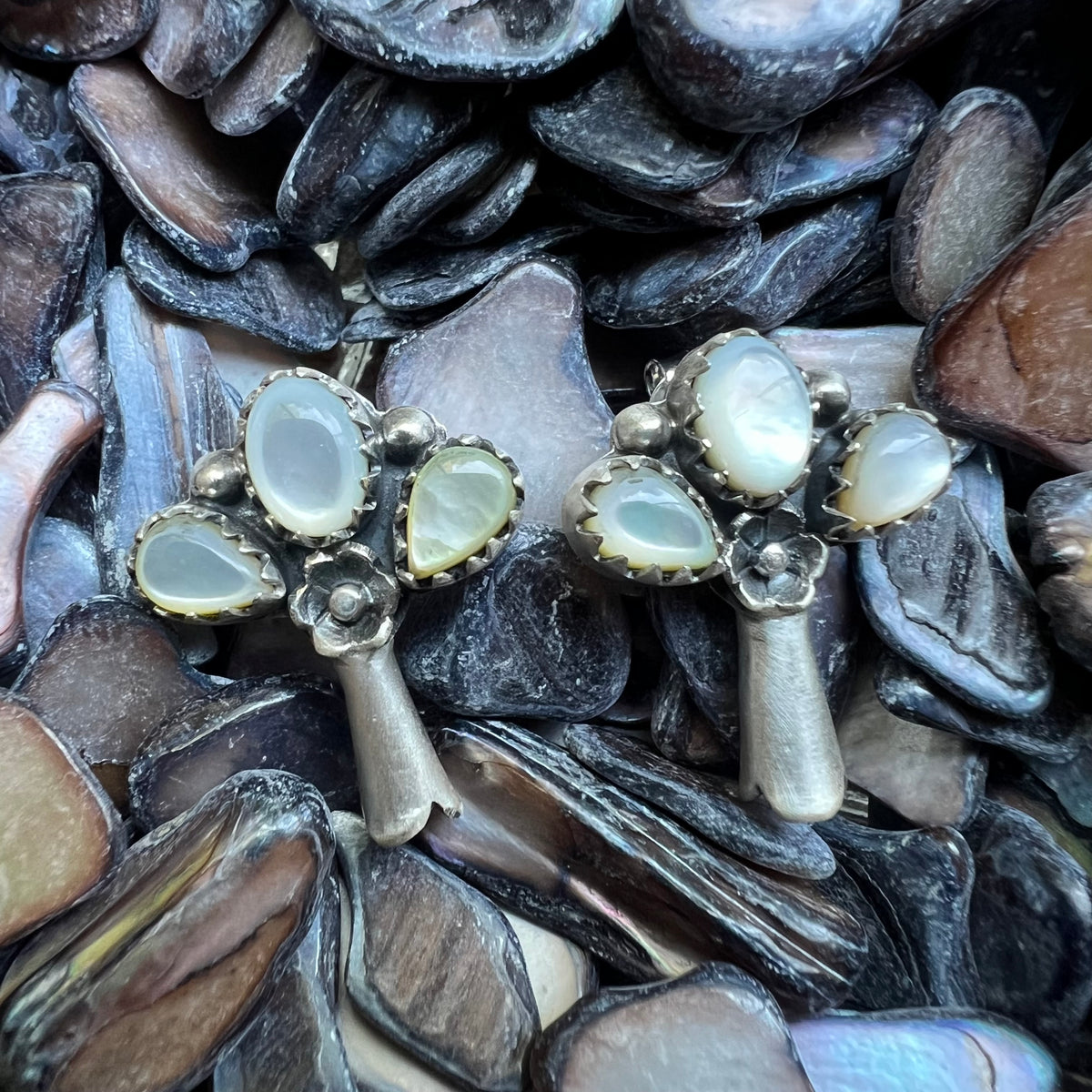 Sterling Silver Squash Blossom Earrings – Queen Conch & Sonoran Gold Or Mother Of Pearl