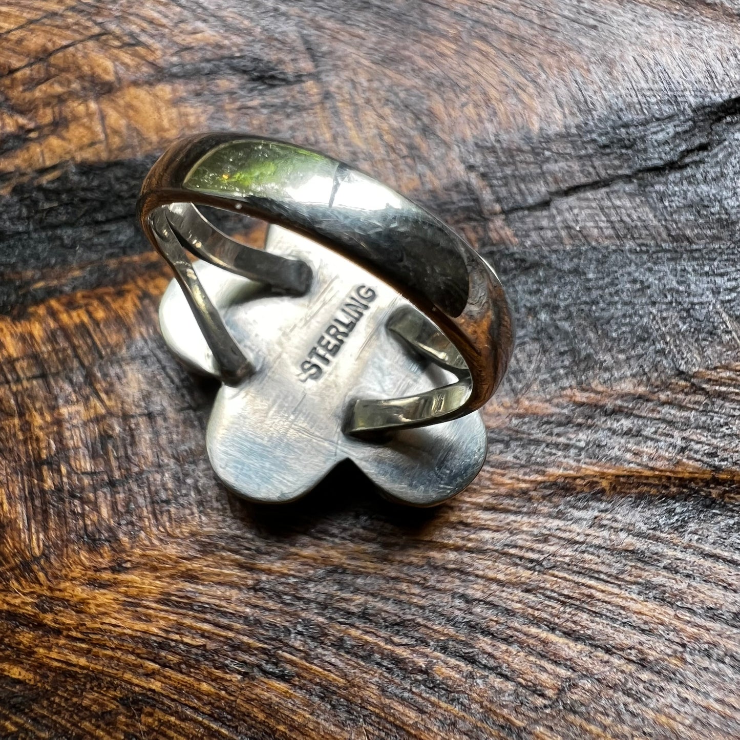 Queen Conch Flower Cluster Sterling Silver Ring – Size 8