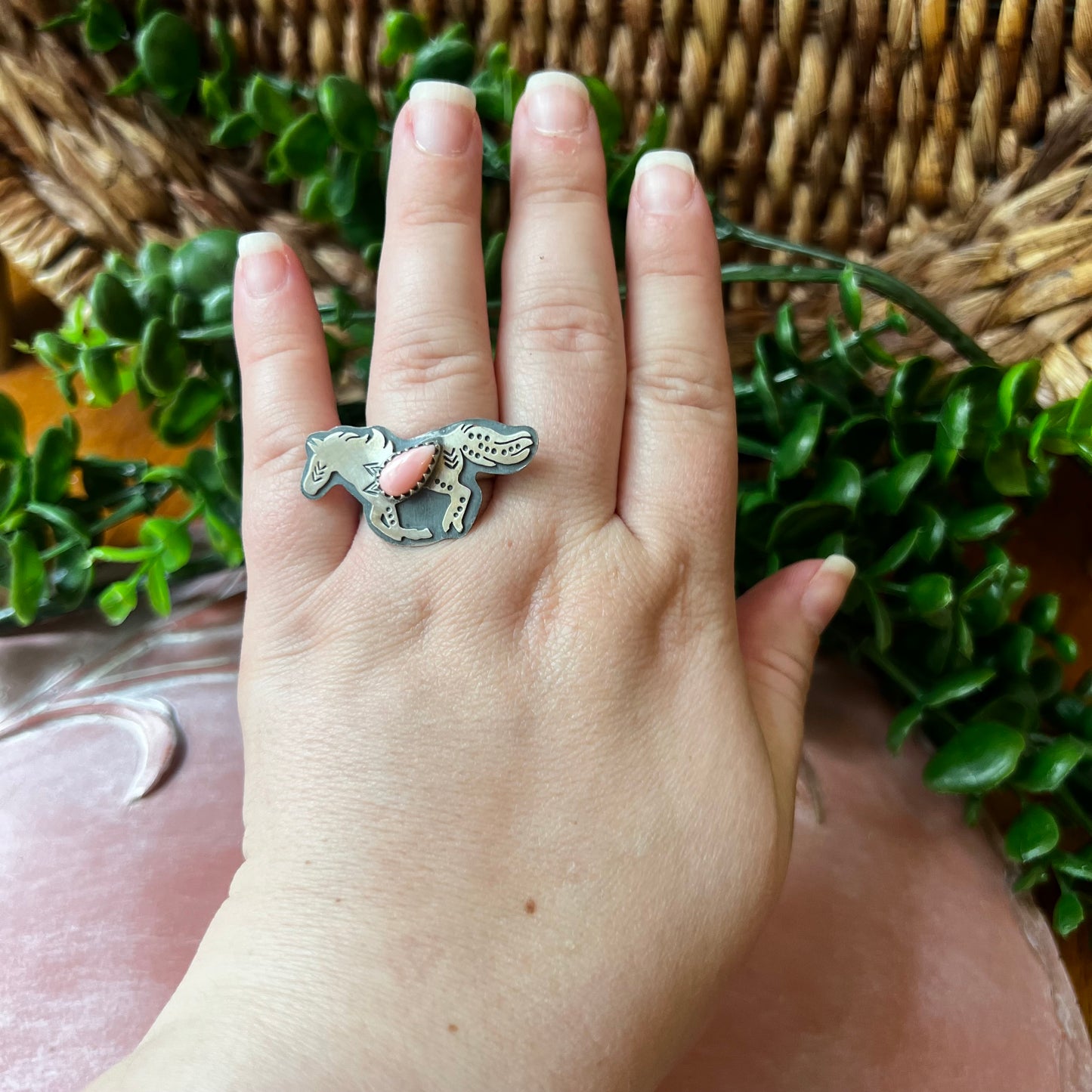 Sterling Silver Queen Conch Running Horse Ring Adjustable