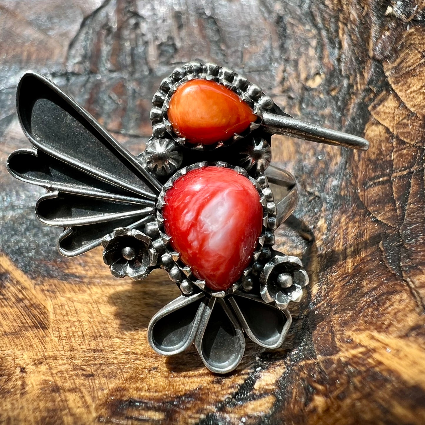 Spiny Oyster Hummingbird Statement Ring – Sterling Silver, Size 8