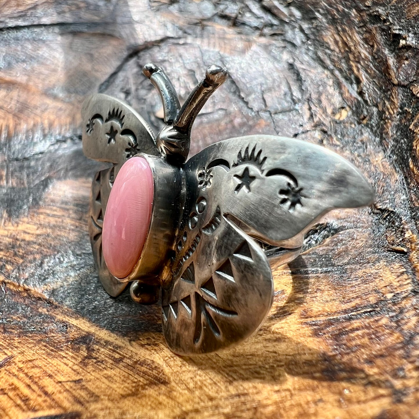 Pink Queen Conch Moth Ring – Sterling Silver Southwestern Statement Ring