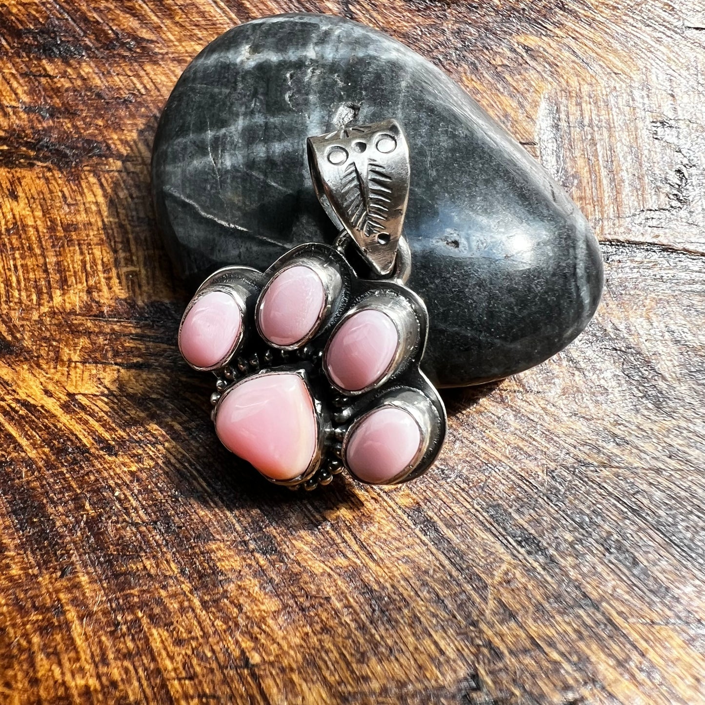 Sterling Silver Queen Conch Paw Print Pendant