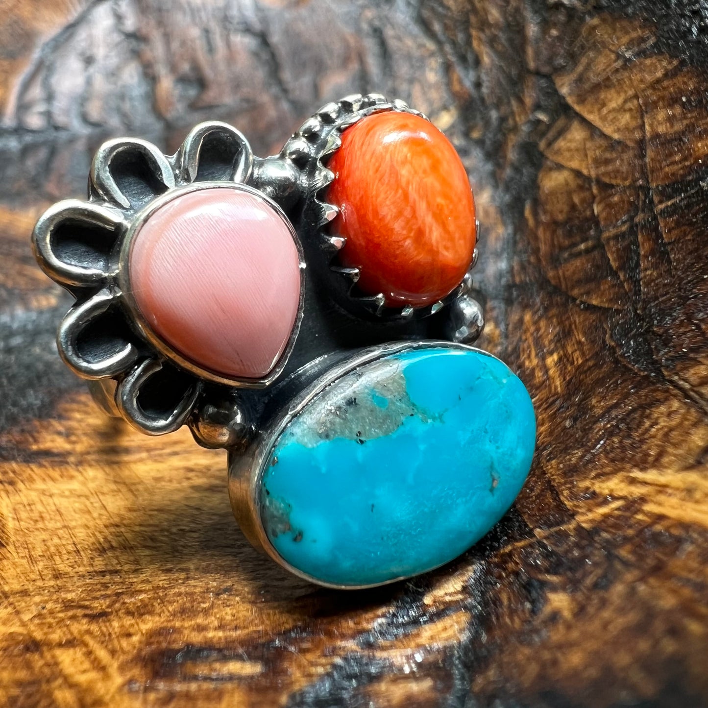 Kingman Turquoise, Spiny Oyster & Queen Conch Sterling Silver Ring – Size 9