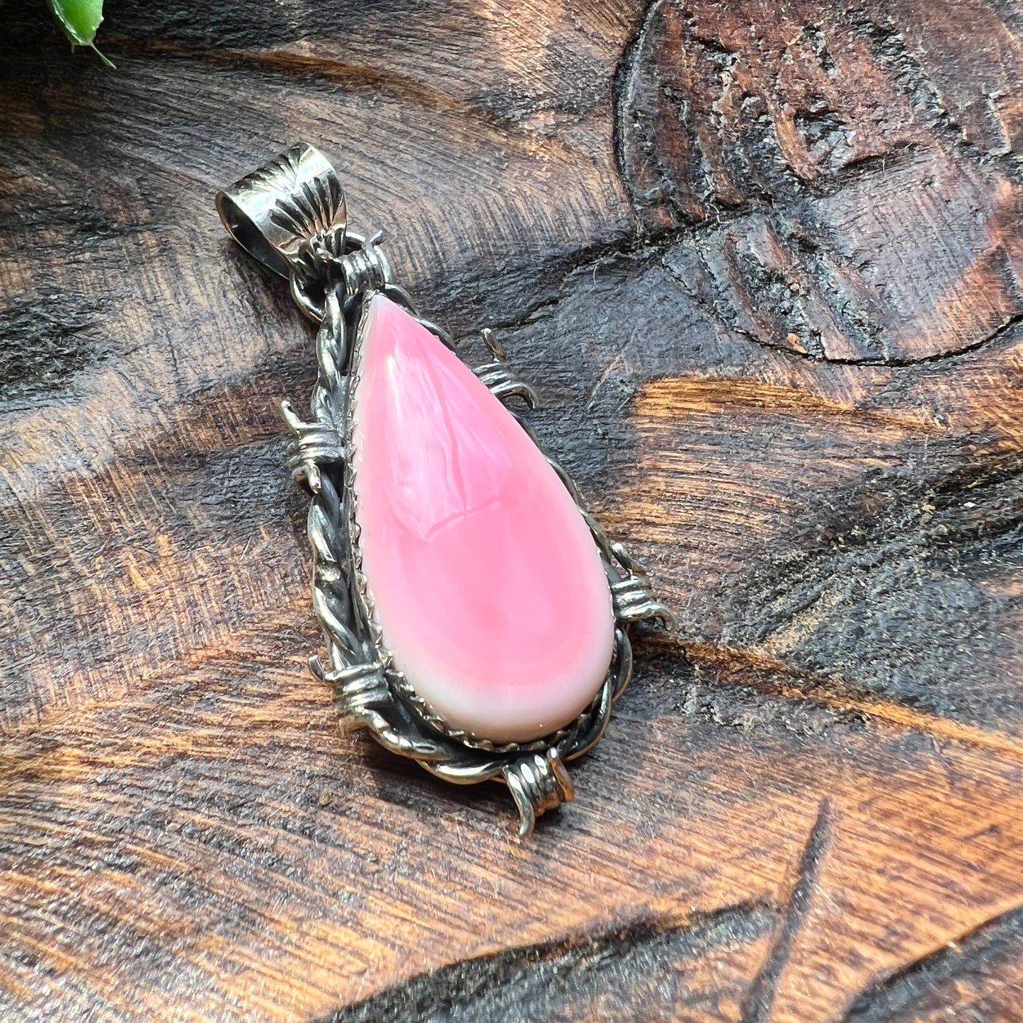 Sterling Queen Conch Barbed Wire Teardrop Pendant