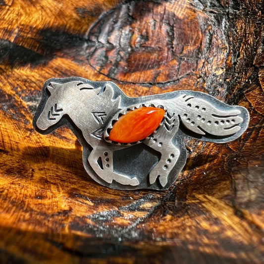 Sterling Silver Spiny Oyster Running Horse Ring Size 8 Adjustable