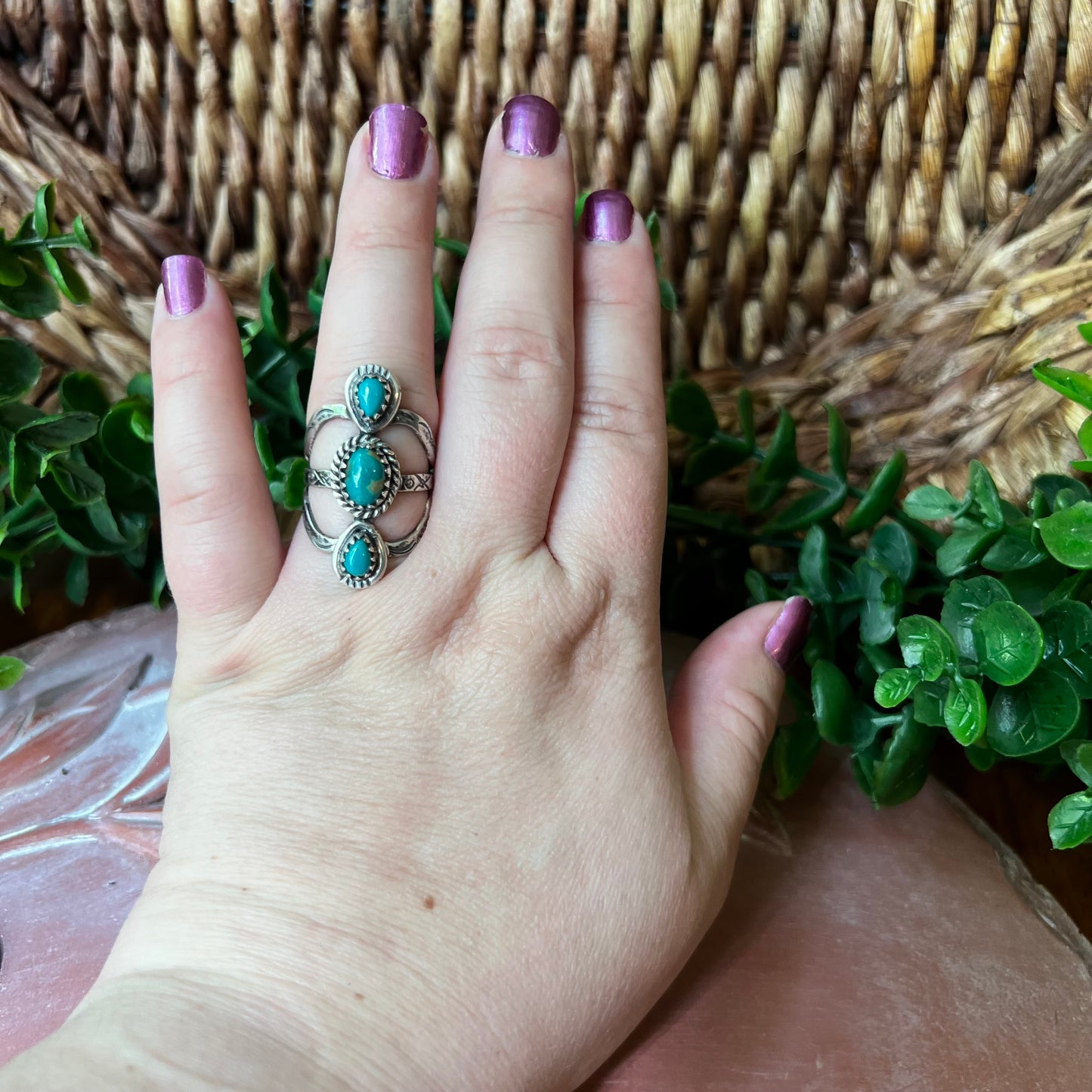 Kingman Turquoise Triple Stone Split Shank Ring – Size 8