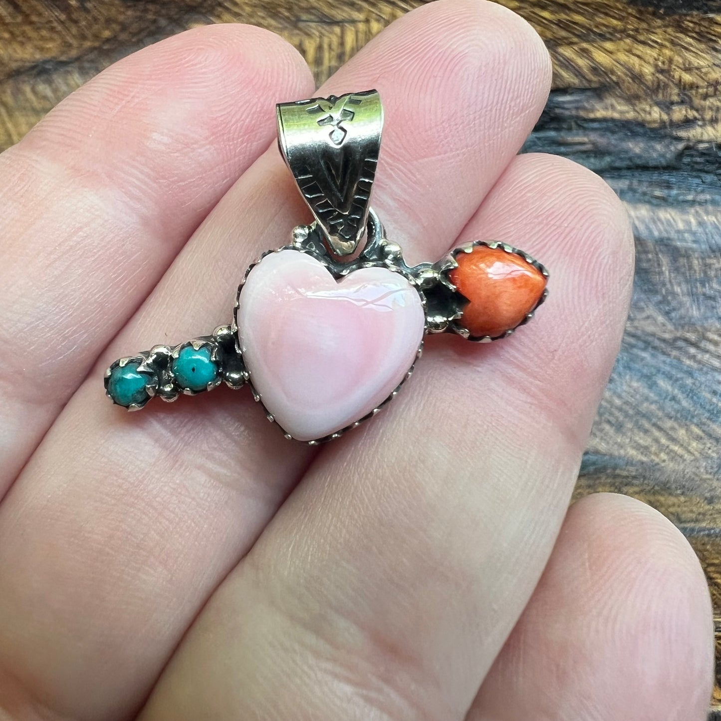 Sterling Silver Pink Conch Heart Arrow Pendant