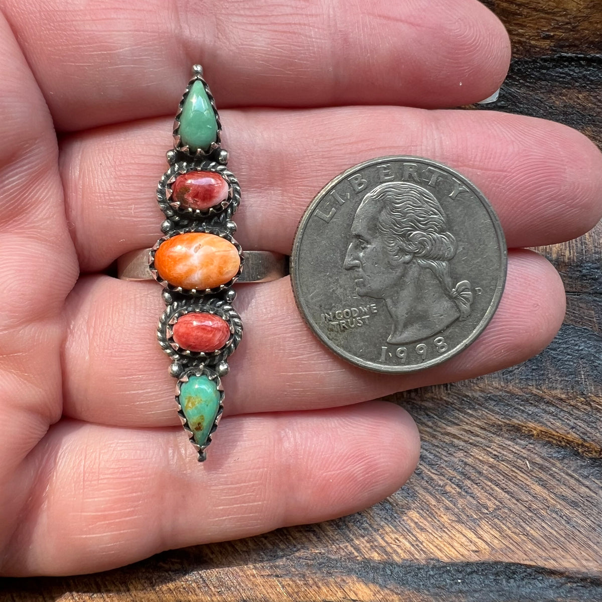 Sterling Silver Kingman Turquoise & Spiny Oyster Crawler Ring – Adjustable
