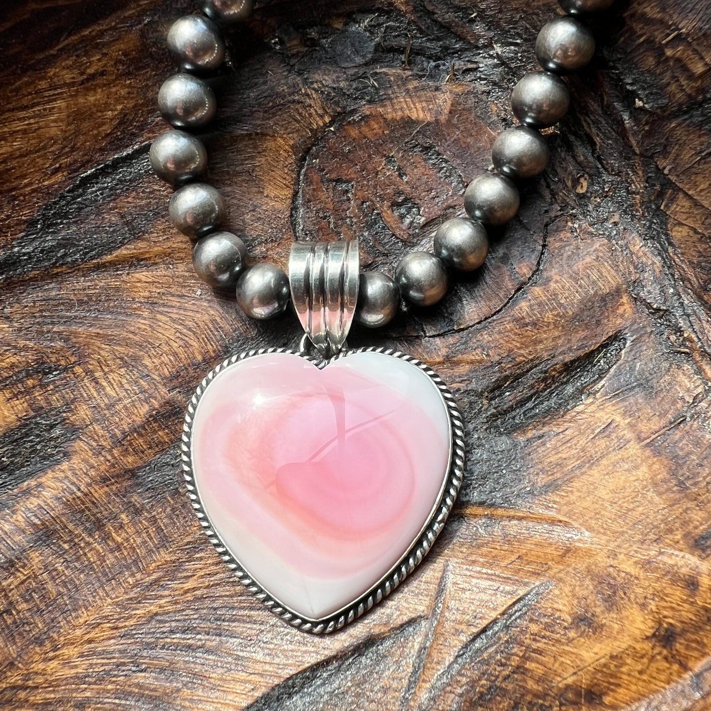 Blush Swirl Queen Conch Heart Pendant