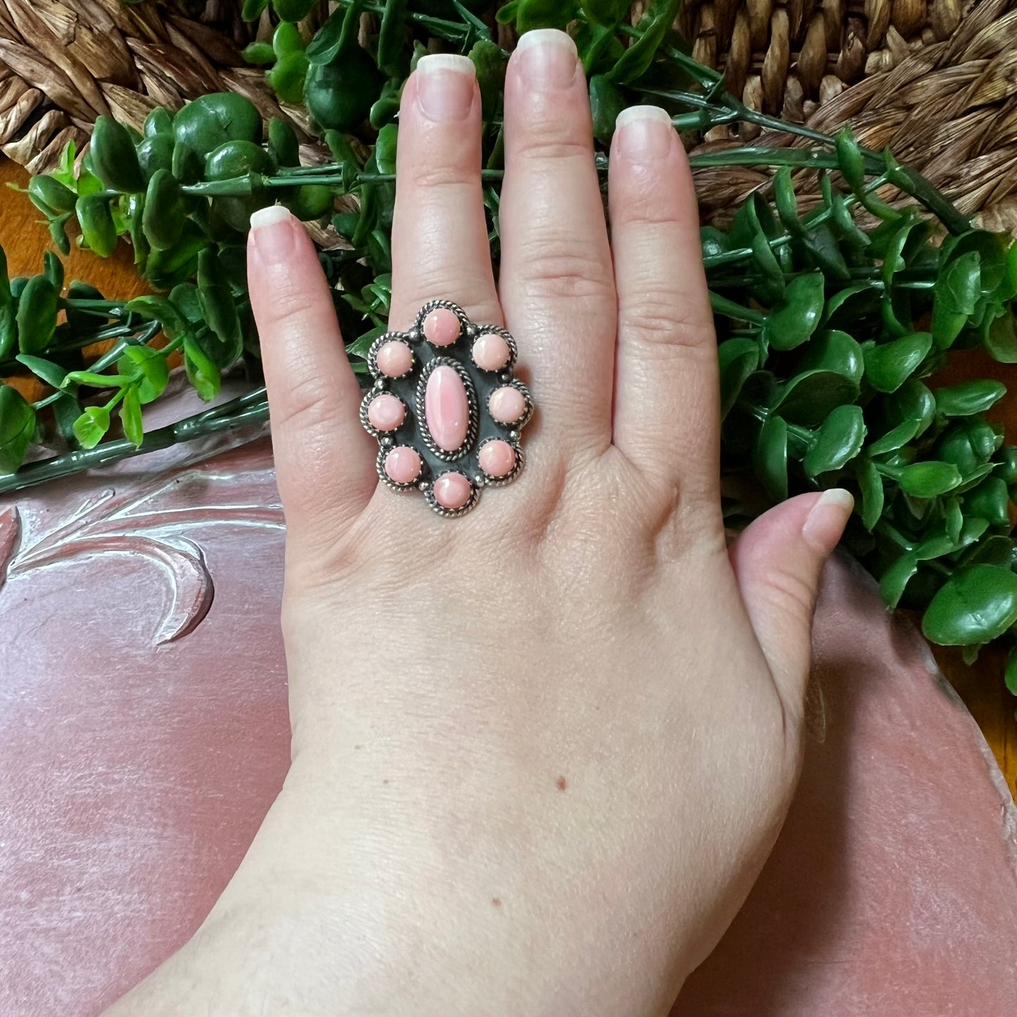Sterling Silver Queen Conch Cluster Statement Ring Size 8