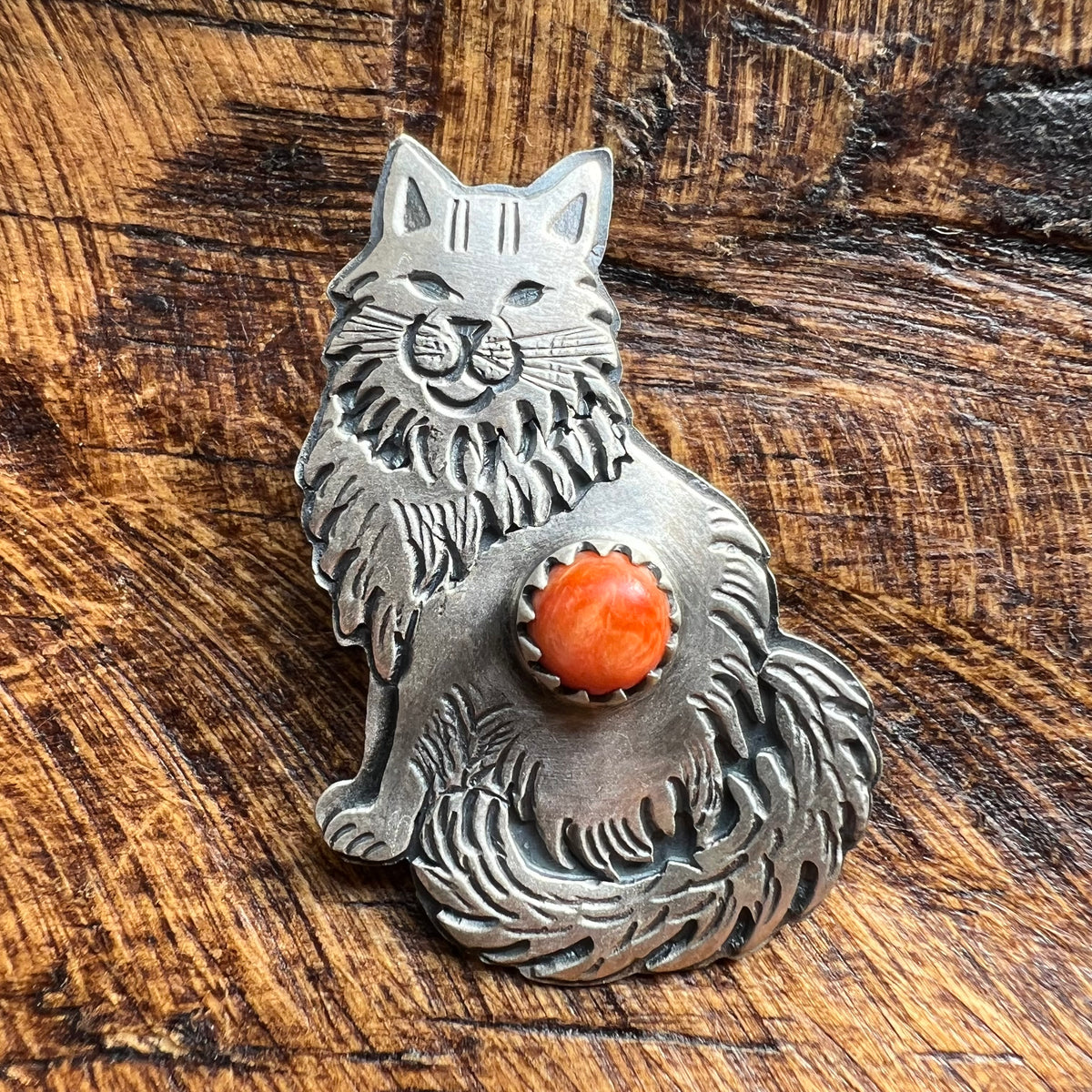 Sterling Silver Spiny Oyster Longhair Cat Pendant
