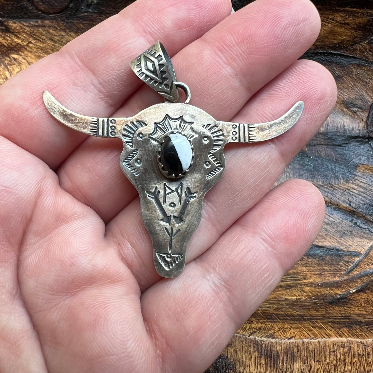 Sterling Silver Steer Head Pendant – Sonoran Gold or White Buffalo