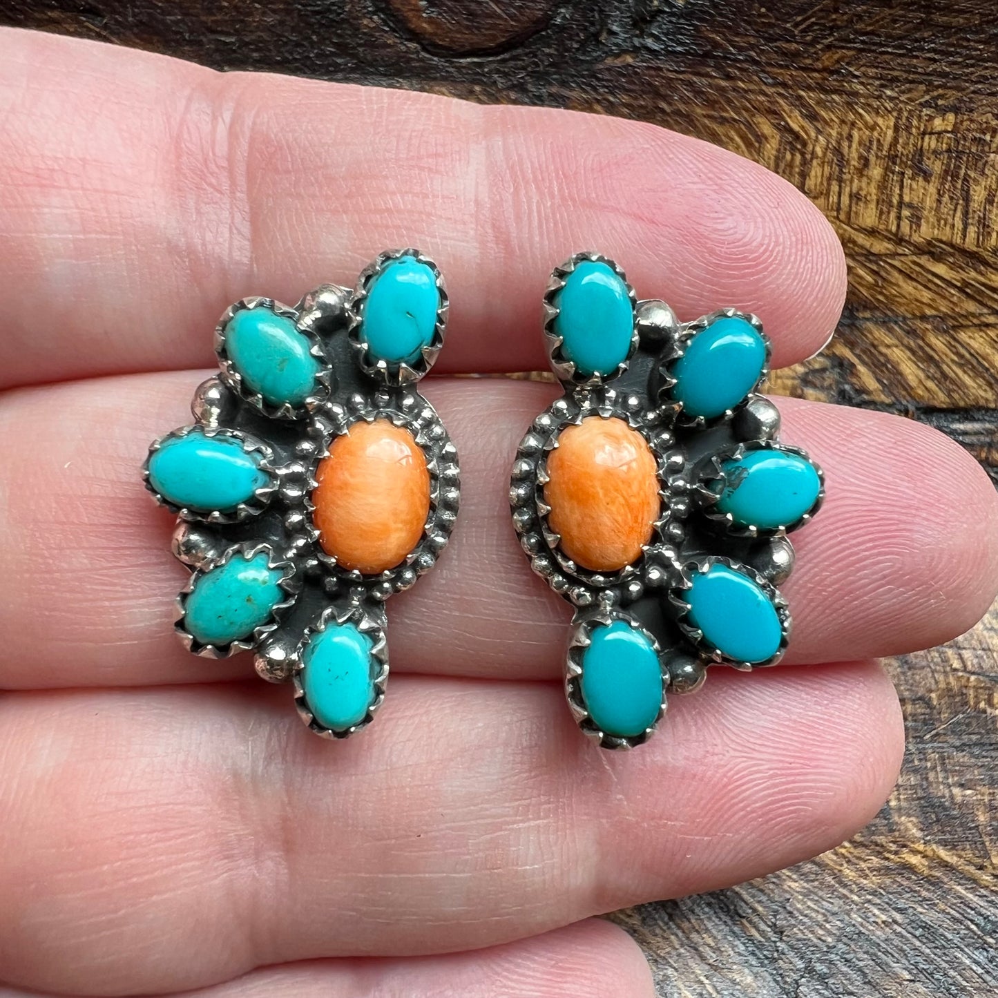 Sterling Silver Kingman Turquoise Spiny Oyster Half Cluster Stud Earrings