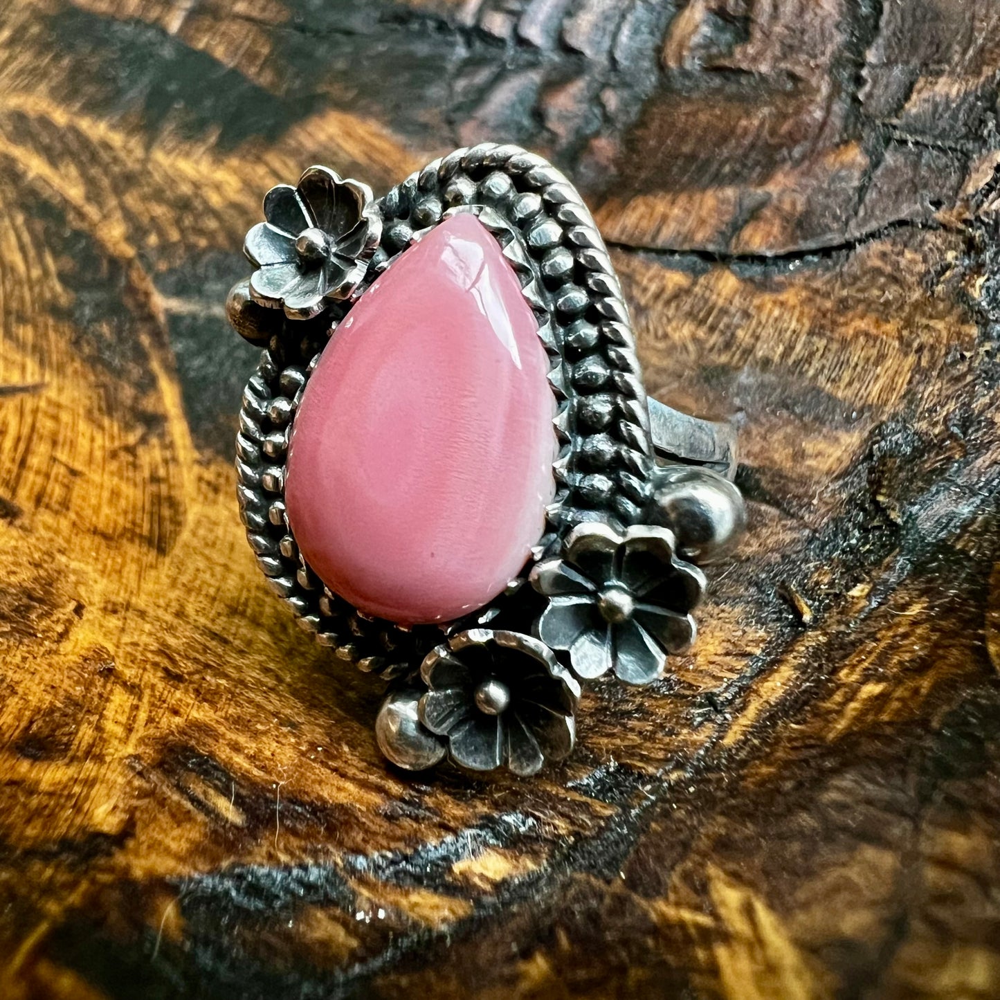 Pink Queen Conch Floral Ring – Size 7