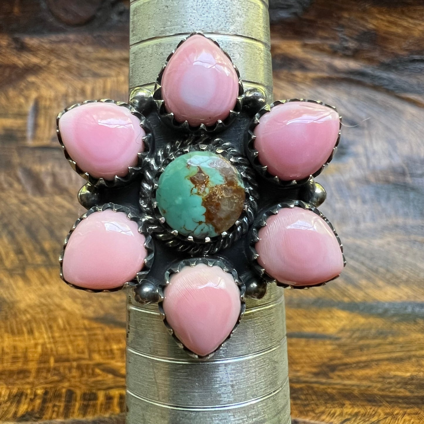 Queen Conch & Kingman Turquoise Flower Cluster Ring – Size 9.5