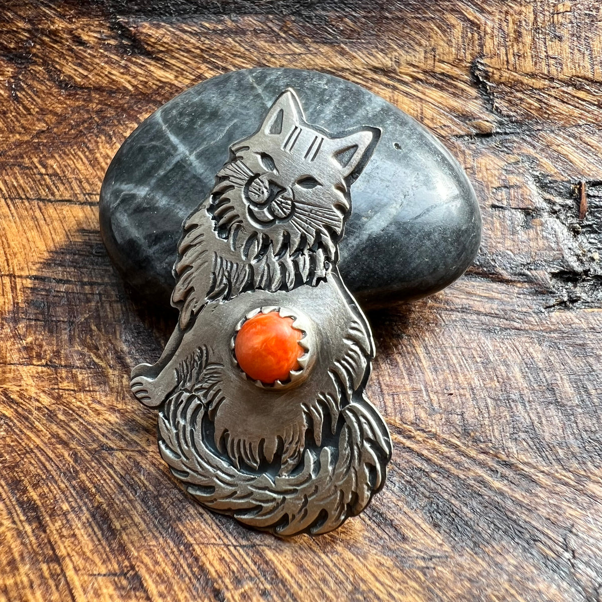 Sterling Silver Spiny Oyster Longhair Cat Pendant