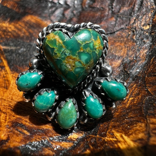 Kingman Turquoise Heart Cluster Ring – Sterling Silver Southwestern Statement | Size 8.75