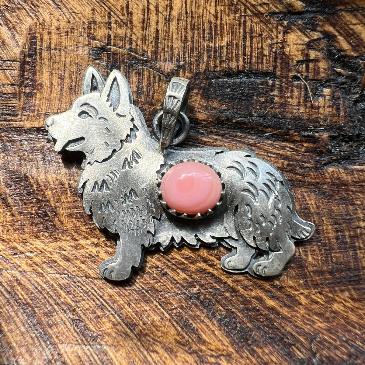 Sterling Silver Queen Conch Welsh Corgi Pendant