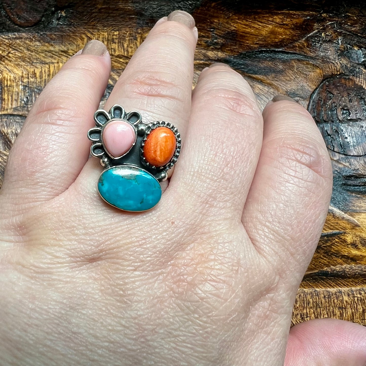 Kingman Turquoise, Spiny Oyster & Queen Conch Sterling Silver Ring – Size 9
