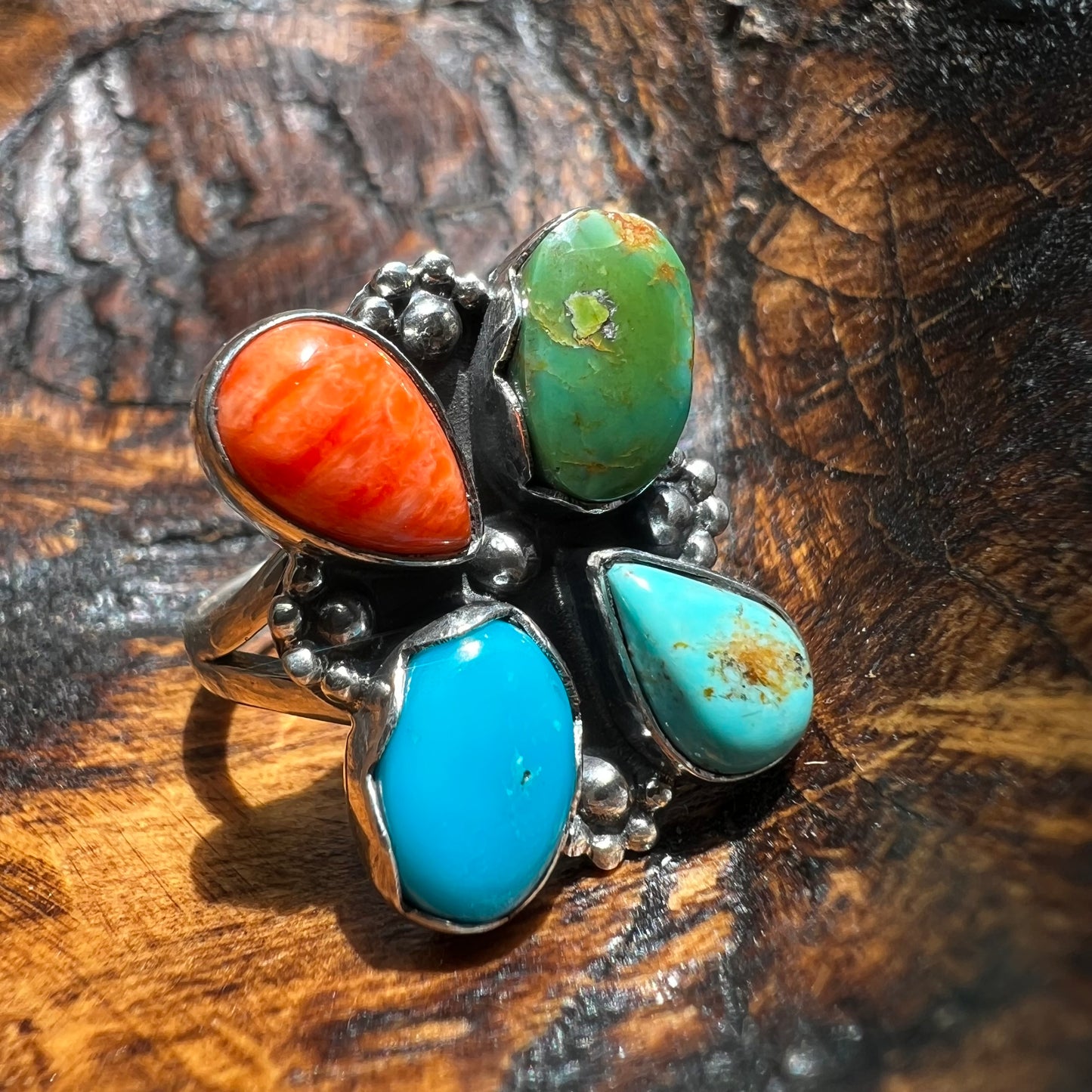 Kingman Turquoise & Spiny Oyster Cluster Ring – Size 8.75
