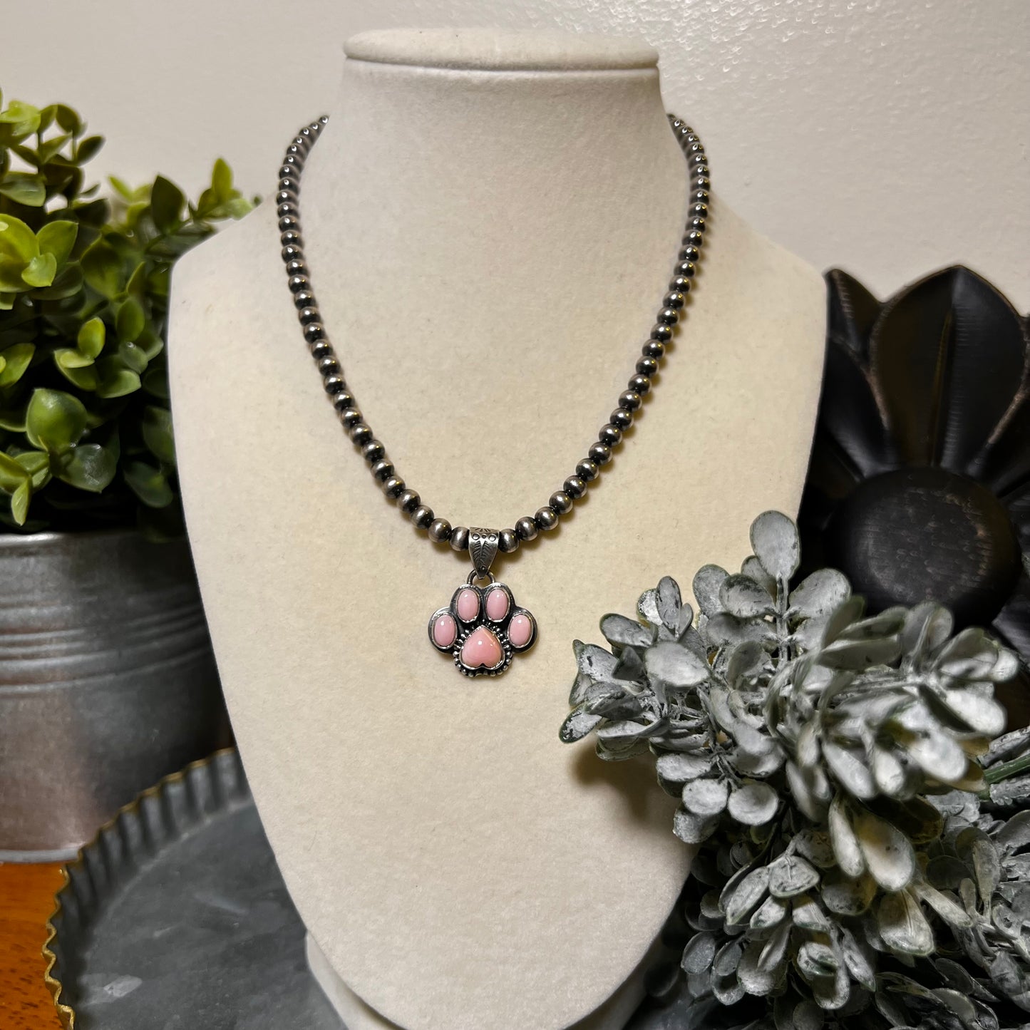 Sterling Silver Queen Conch Paw Print Pendant