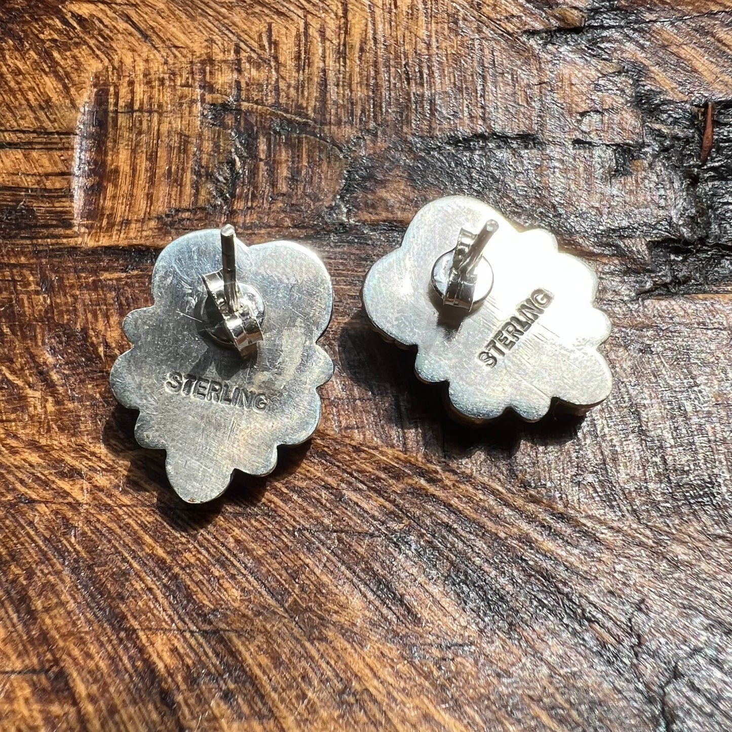 Sterling Silver Turquoise Queen Conch Heart Cluster Stud Earrings