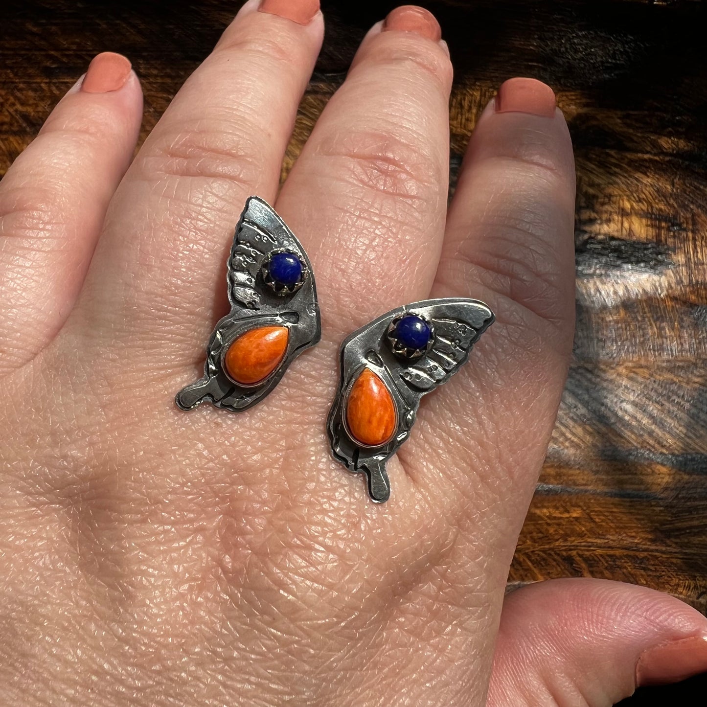 Sterling Silver Spiny Oyster & Lapis Butterfly Bypass Ring – Size 9.5
