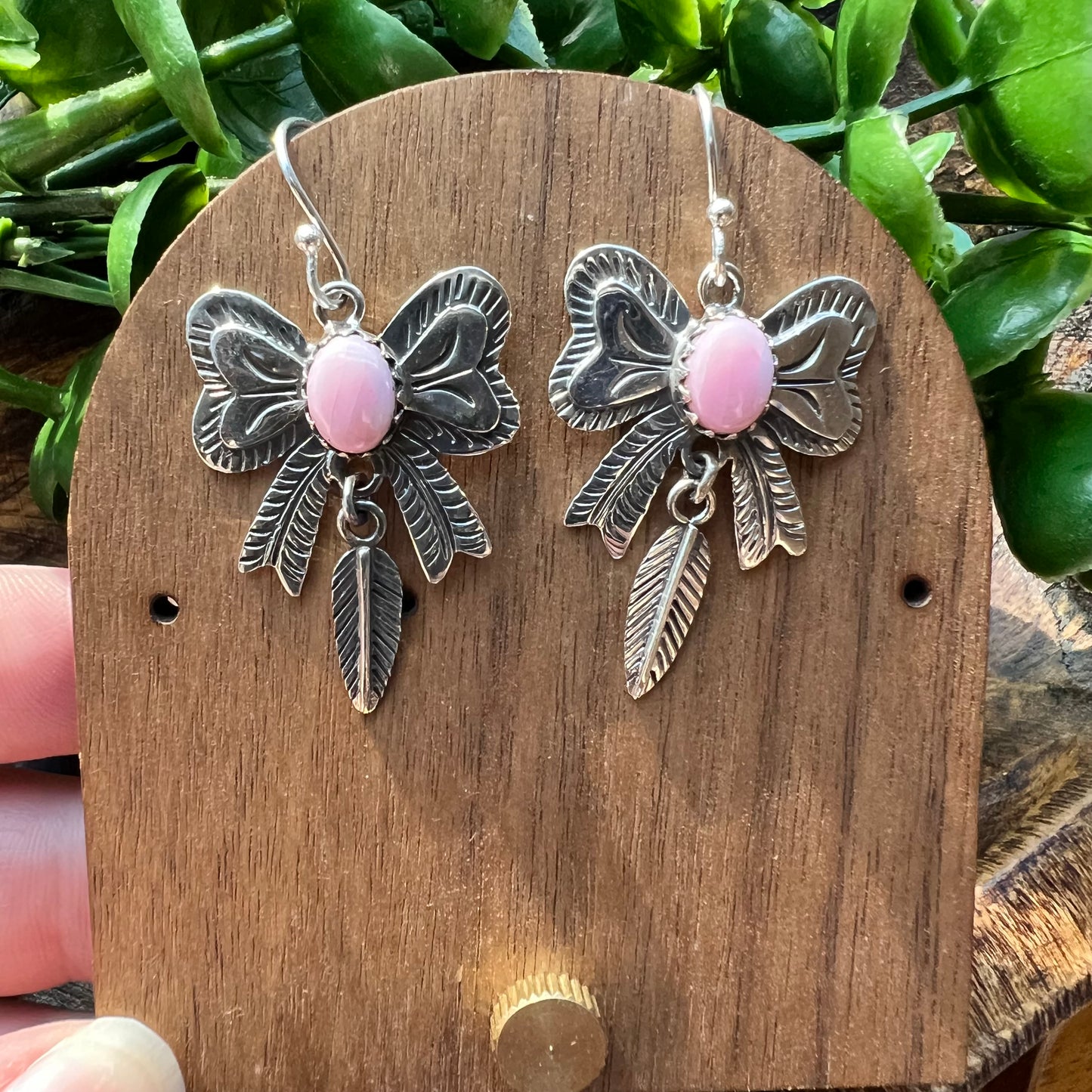 Queen Conch Bow & Feather Sterling Silver Earrings