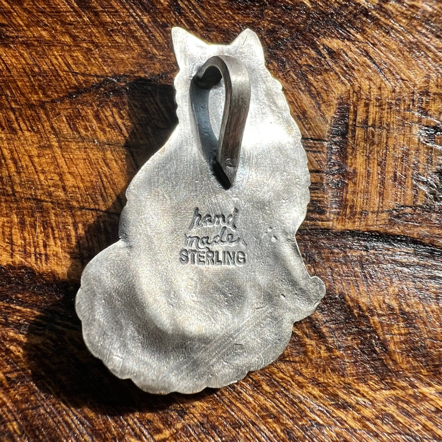 Sterling Silver Queen Conch Long Hair Cat Pendant