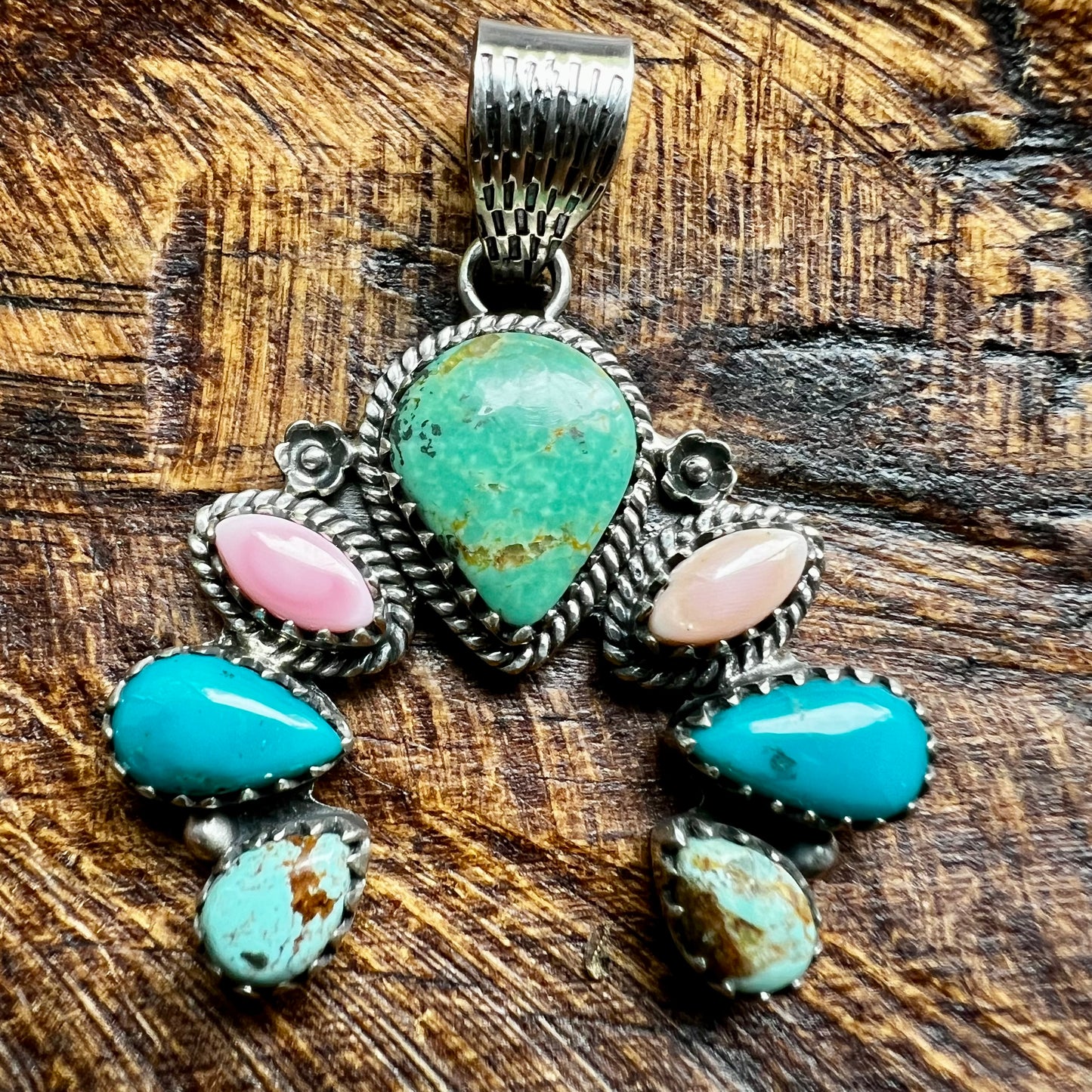 Kingman Turquoise & Queen Conch Naja Pendant