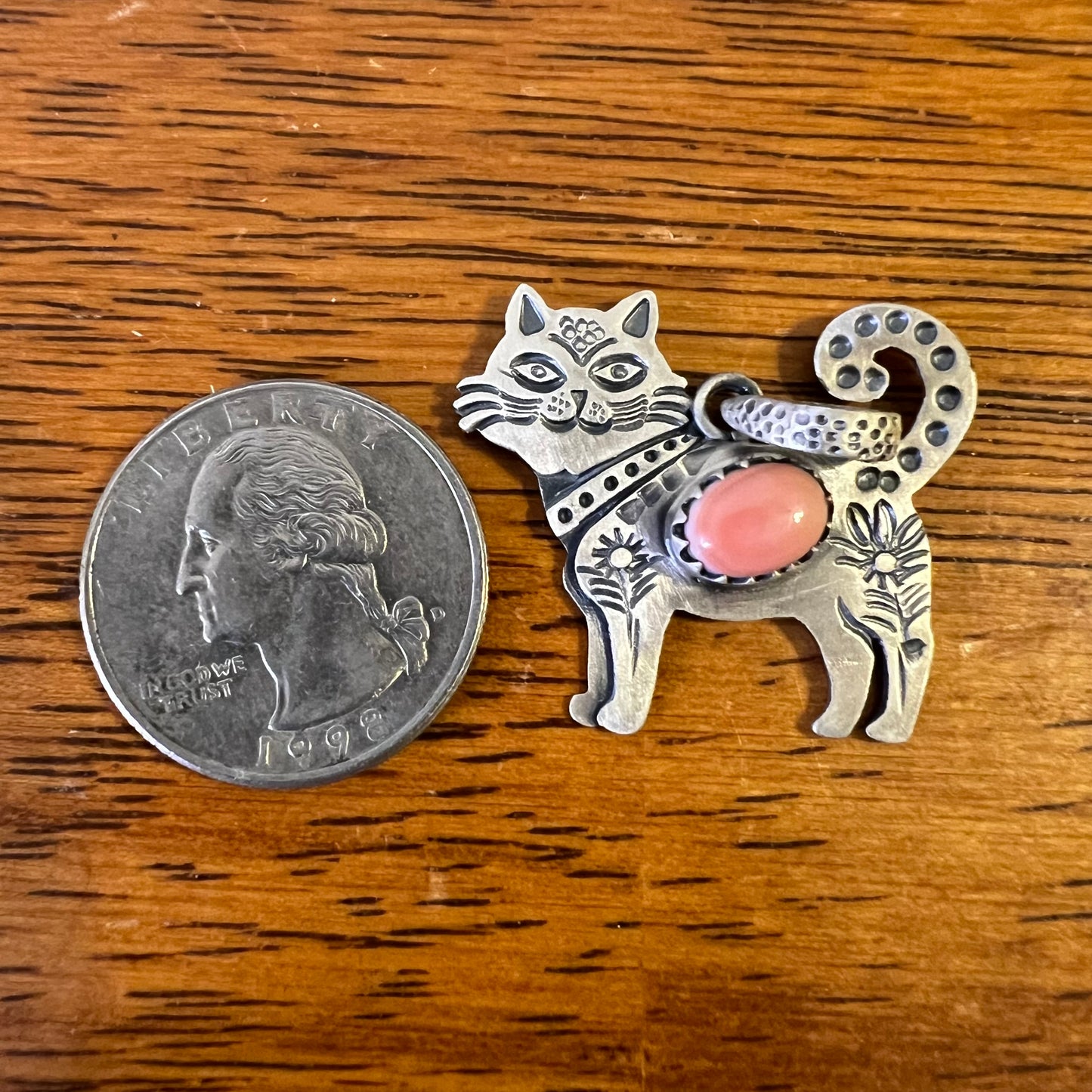 Sterling Silver Queen Conch Cat Pendant | Handmade Southwestern Kitty