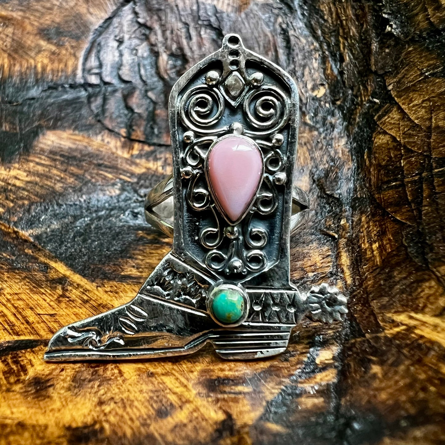 Sterling Silver Pink Conch Cowboy Boot Ring with Kingman Turquoise – Size 7.5